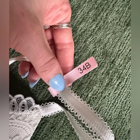 La Vie en Rose NWT padded bra - Picture 4 of 4